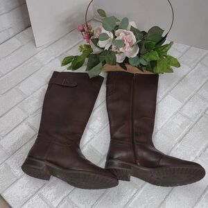 Classic Brown Leather Riding Boots